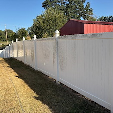 Top-Quality-Fence-Clean-in-Elsberry-Mo 6